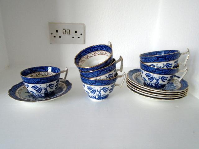 Image 3 of Real Old Willow six coffee cups and saucers (A8025)