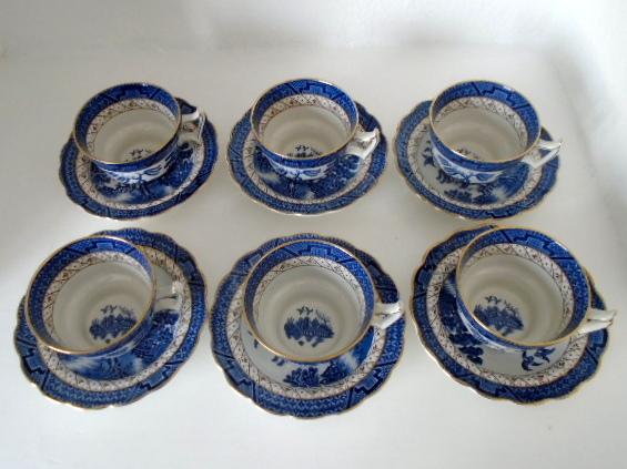 Preview of the first image of Real Old Willow six coffee cups and saucers (A8025).