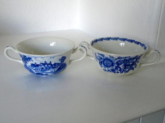 Preview of the first image of Ridgway soup bowls with handles.