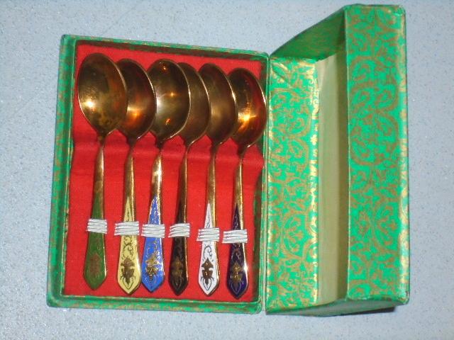 Preview of the first image of Teaspoons, unique Thai designs, boxed.