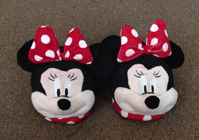 Image 2 of Disney Minnie Mouse Slippers - Size 4-7   BX32