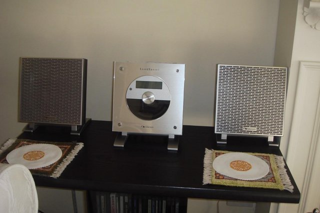 Image 3 of NAKAMICHI SOUNDSPACE 1 - HIGH END CD PLAYER AND RADIO