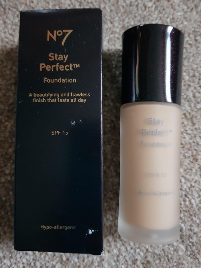 Preview of the first image of No7 Stay Perfect Foundation, Shade 10 - New Ivory.