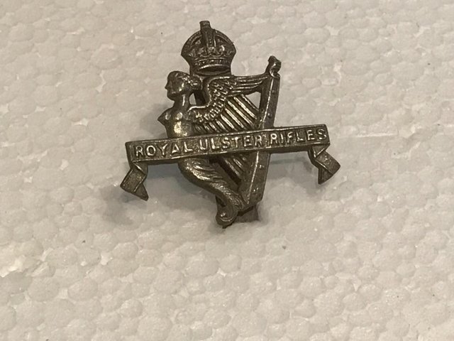 Preview of the first image of Rare Airborne Royal Ulster Rifles cap badge.