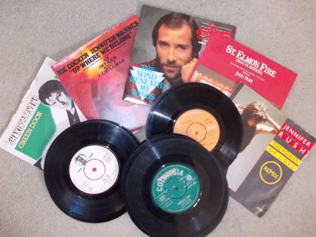 Image 2 of Vinyl Albums and single 45s collection, various artists