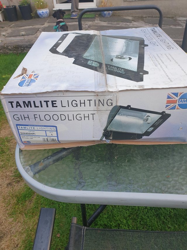 Preview of the first image of for sale floodlight new in box please see photos and read de.