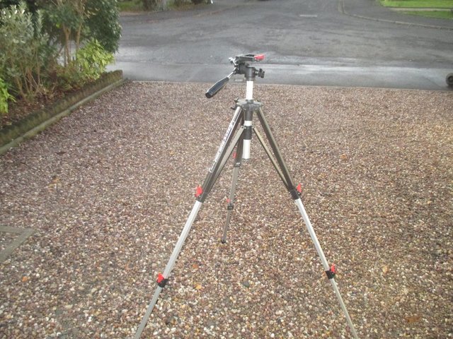 Preview of the first image of TRIPOD STITZ HI-LOW ANGLE HL-31Q with Brace locking device.