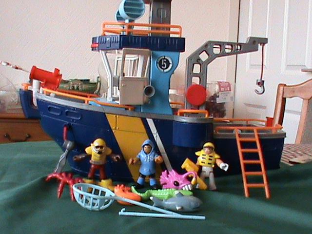 Preview of the first image of Fisher Price Imaginex Ocean Boat.