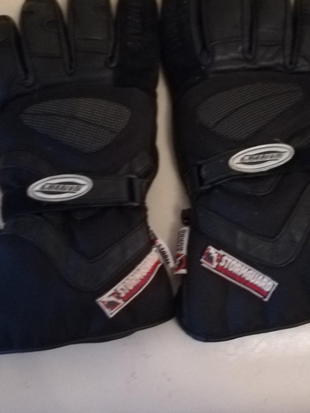 Preview of the first image of Ladies Open Faced Helmet & Gloves.