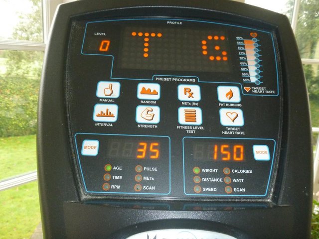 Image 2 of Cross Trainer Maxxus Z-Fit-1 Elliptical Trainer with manual