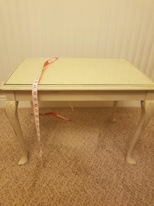 Image 3 of Cream table with removable glass top