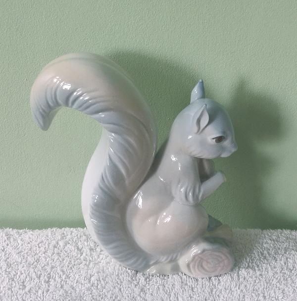 Preview of the first image of Miquel Requena Porcelain Squirrel Figurine.