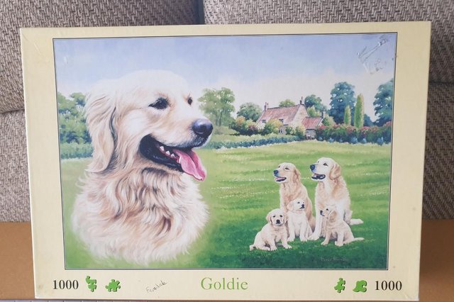 Preview of the first image of 1000 piece deluxe jigsaw called GOLDIE ,THE HOUSE of PUZZLES.