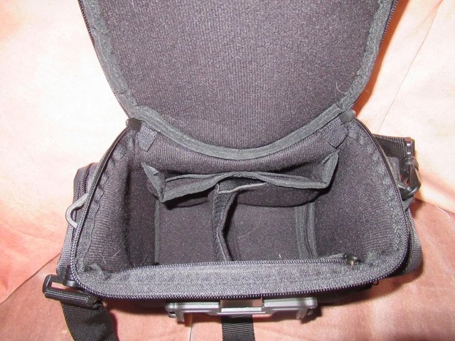 Image 2 of Camera or bike bag with map pocket