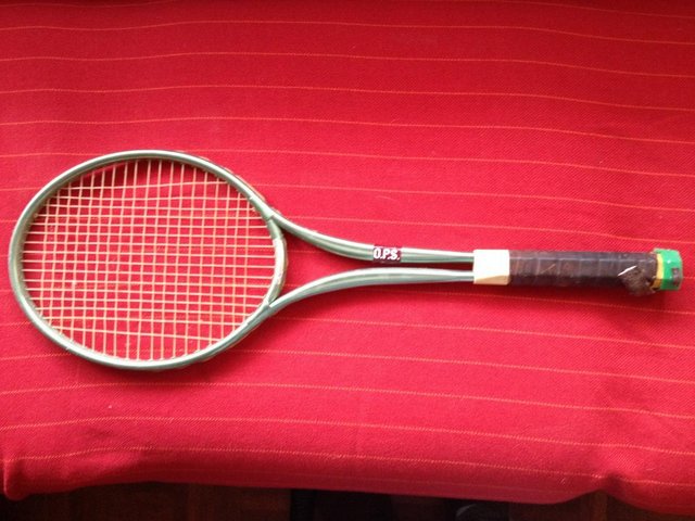 Image 2 of Vintage Yonex OPS Tennis racket 68 x 23 cm