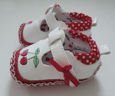 Image 3 of Adorable Red/White Baby Shoes - Age 0-3 Months   BX31