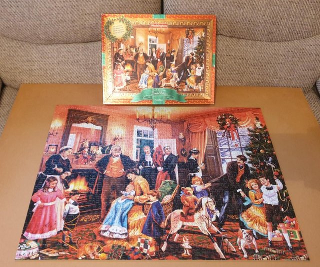 Preview of the first image of 1000 PIECE WADDINGTONS LTD EDITION JIGSAW CHRISTMAS MORNING.