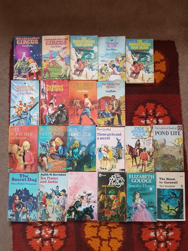 Preview of the first image of Vintage 70's enid blyton books and others x 21.