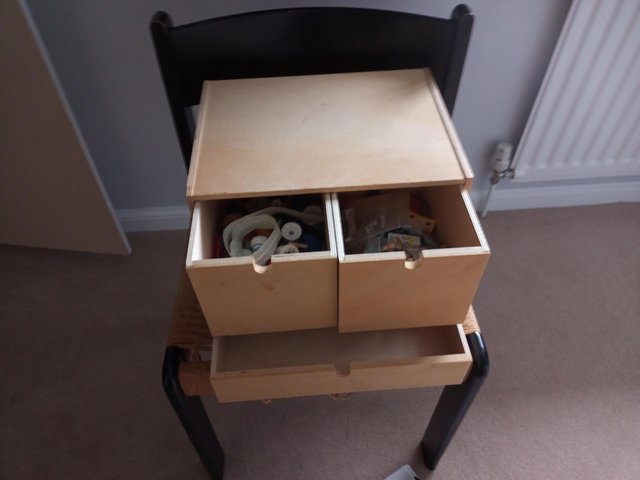 Image 3 of Sewing or storage box,..........