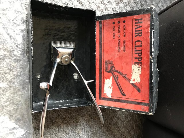 Image 3 of Antique Hair Clippers Boxed Made in UK
