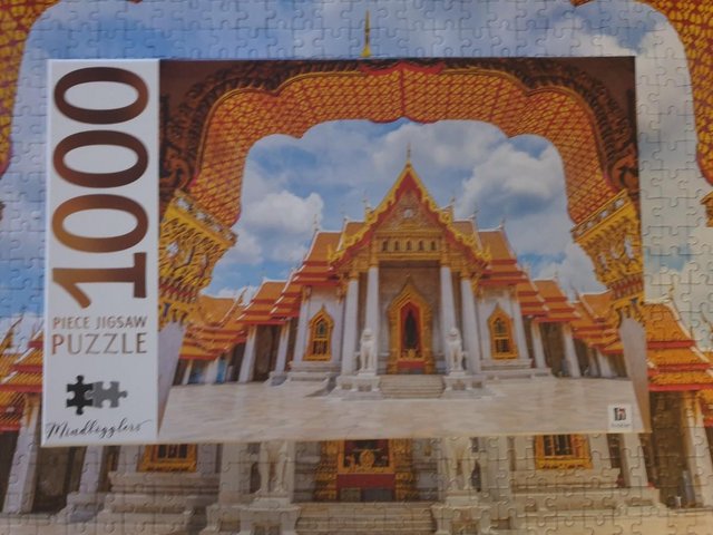 Image 3 of 1000 piece jigsaw called MARBLE TEMPLE THAILAND by MINDBOGGL