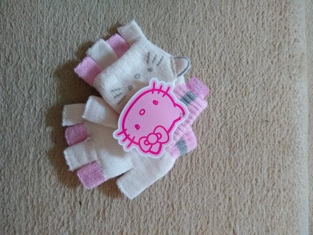 Image 2 of Hello Kitty gloves and earmuffs
