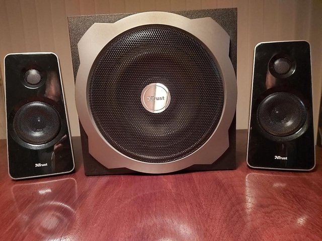 Preview of the first image of TRUST TYTAN 2.1 SPEAKER SYSTEM WITH SUBWOOFER.
