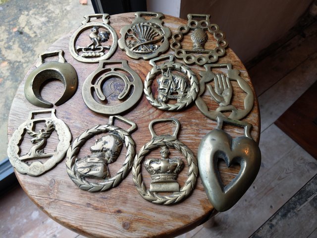 Preview of the first image of Vintage Horse Brasses, decorative (assorted).