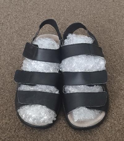 Image 2 of Lovely Ladies Leather Free step Sandals - Size 6   BX35