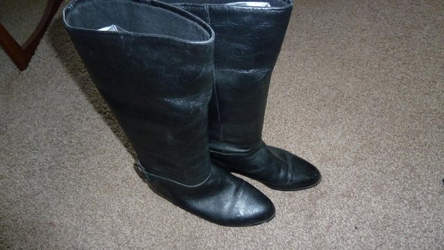 Image 2 of leather black boots size 38 clarkes
