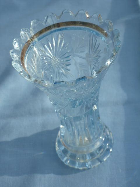 Image 2 of Cut glass vase thought to be crystal in good condition