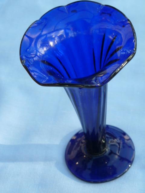 Image 2 of Dark Blue ornamental vase or flower specimen vase