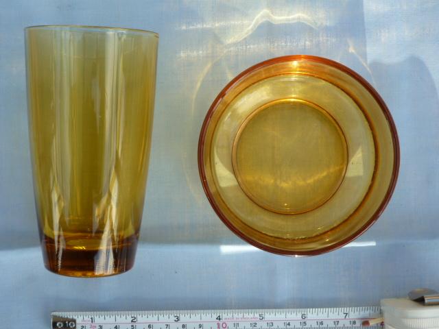 Preview of the first image of Orange-brown plate and glass in good condition.
