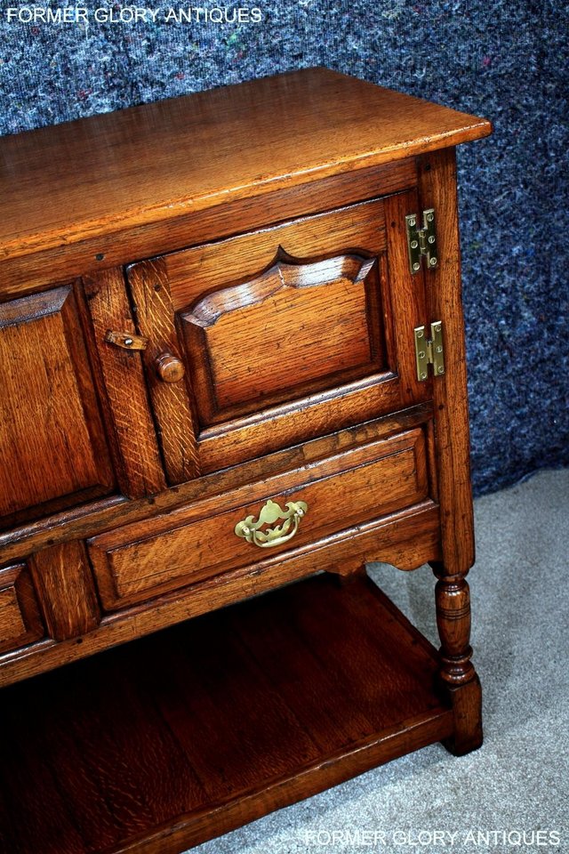 Image 5 of TITCHMARSH AND GOODWIN HALL CREDENCE CABINET SIDEBOARD