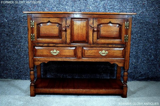 Image 18 of TITCHMARSH AND GOODWIN HALL CREDENCE CABINET SIDEBOARD