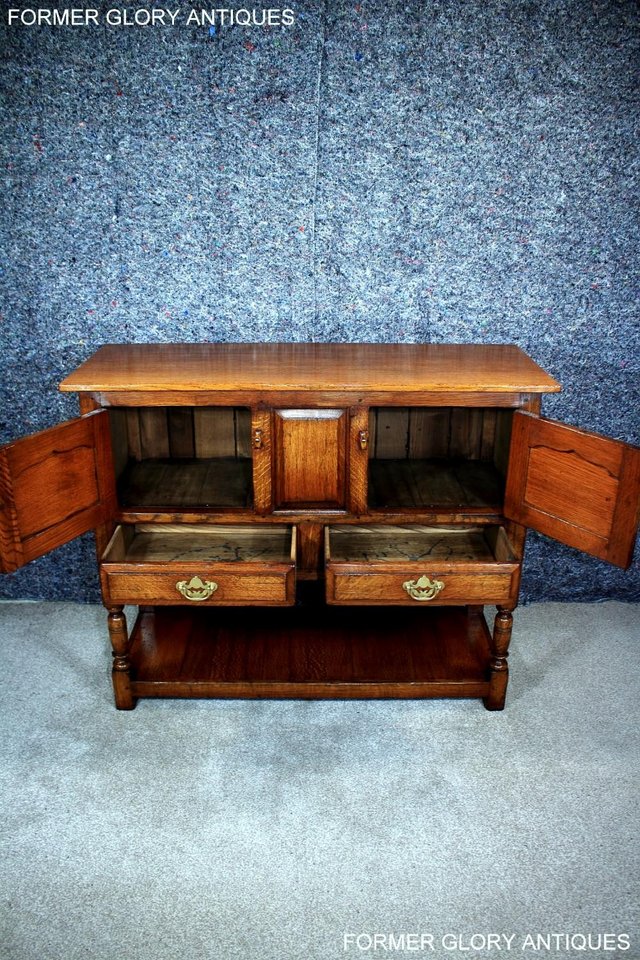 Image 27 of TITCHMARSH AND GOODWIN HALL CREDENCE CABINET SIDEBOARD