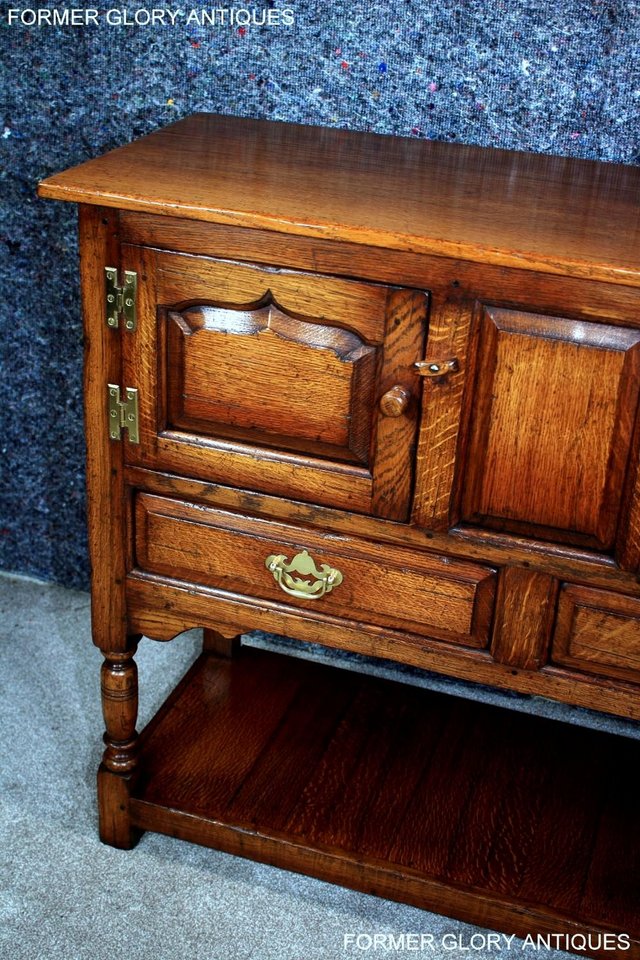 Image 32 of TITCHMARSH AND GOODWIN HALL CREDENCE CABINET SIDEBOARD