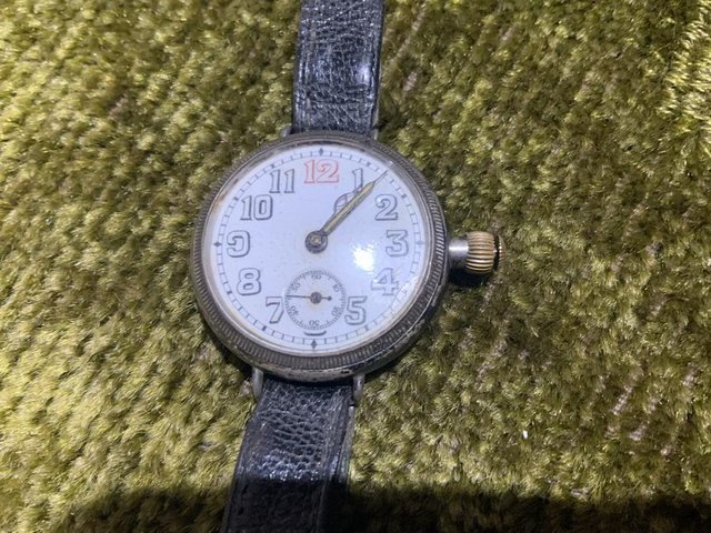 Image 7 of 1WW Officers personal Wristwatch