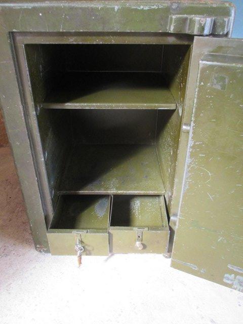 Image 2 of Safe made by Sentry- Antique