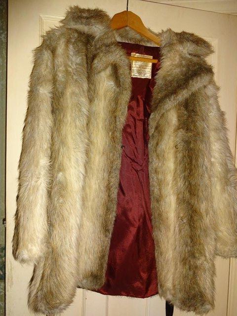 Image 3 of Ladies Vintage Faux Fur Jacket Size 12/14